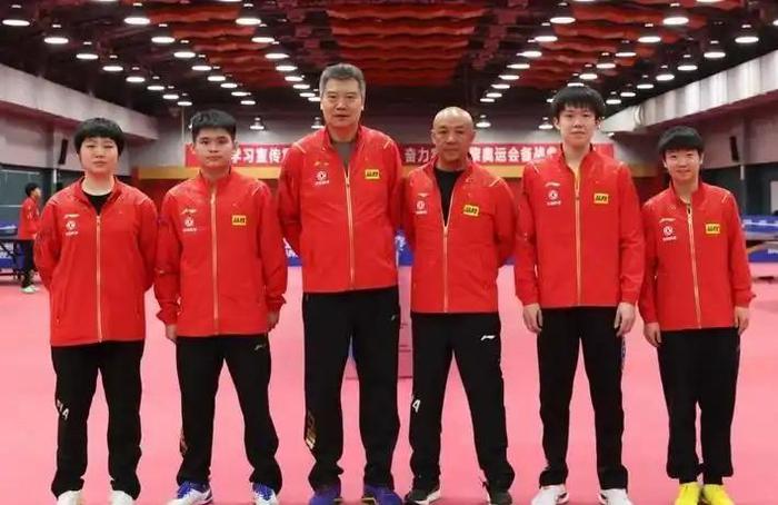 国乒或重建，1名帅告别，2名将挂拍，4人留洋，4人或淡出