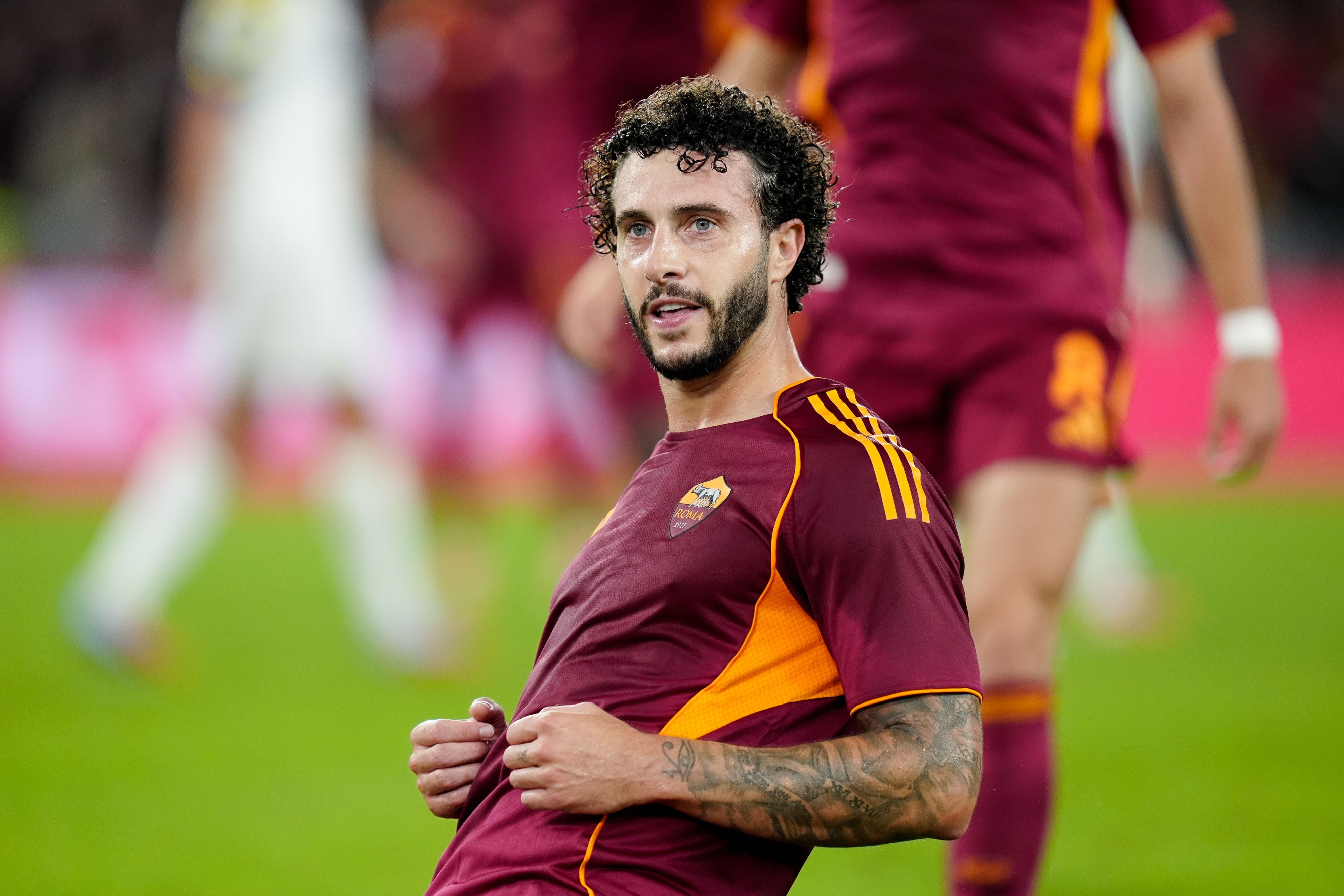 黄金甲体育-斯基拉：罗马接近和埃尔莫索续约至2028年，目前合同在2027年到期