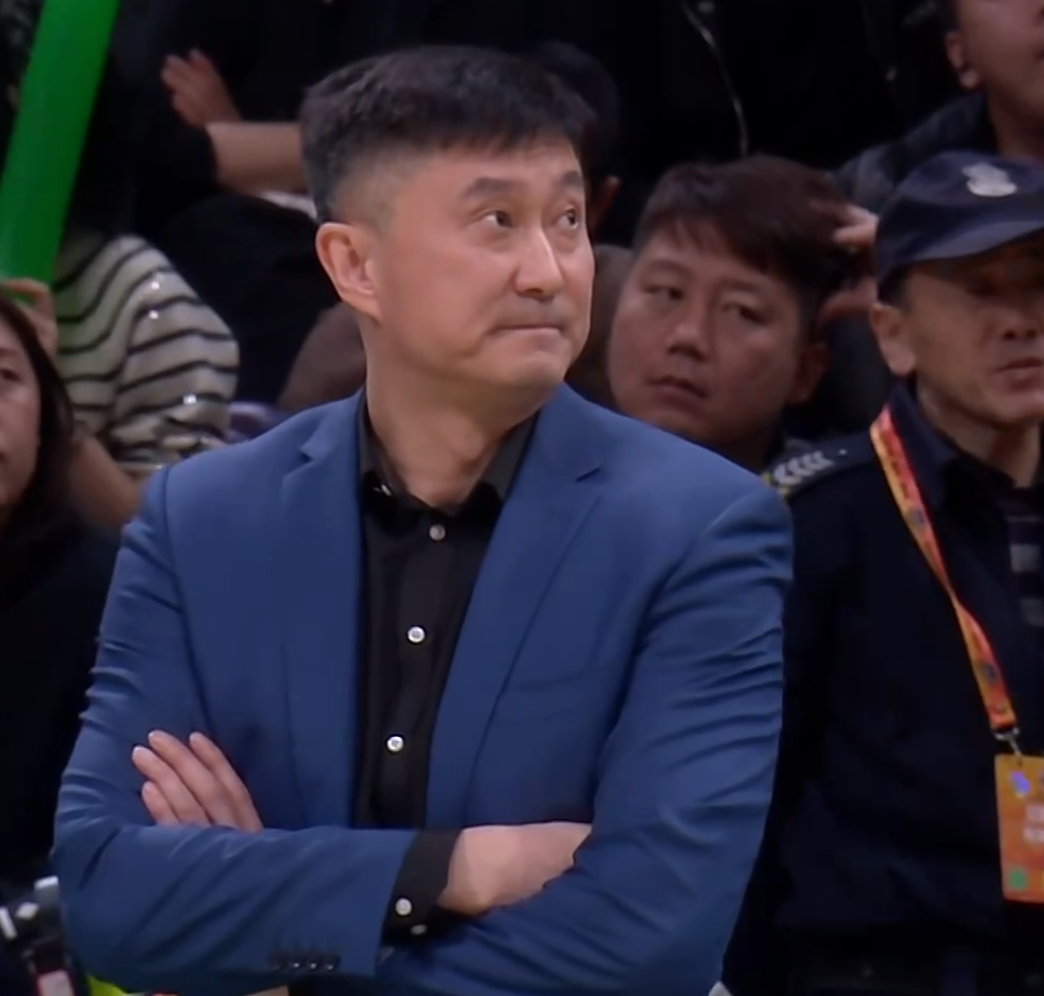 黄金甲体育-广东宏远今日早报！杜锋深夜发声，徐杰重回男篮，徐昕证明自己